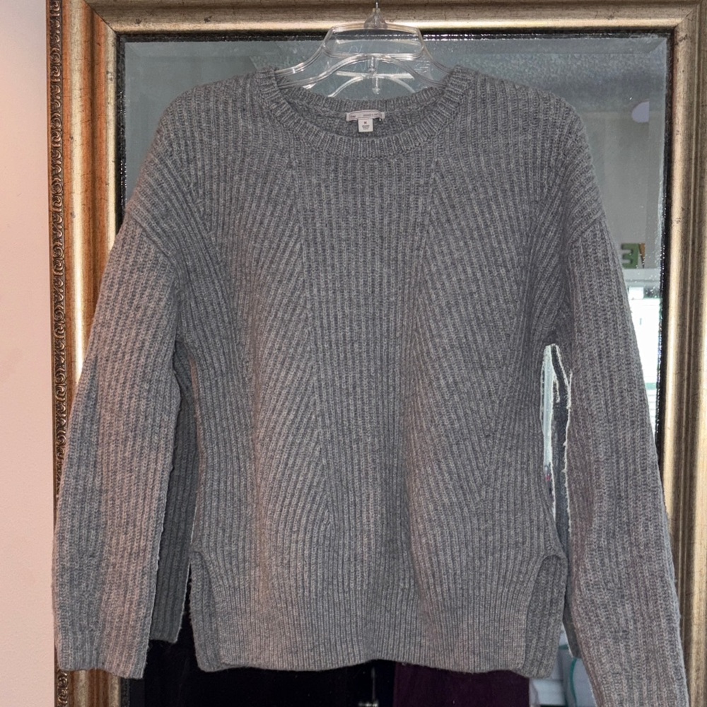 GAP Women's Gray Ribbed Crewneck Wool Sweater